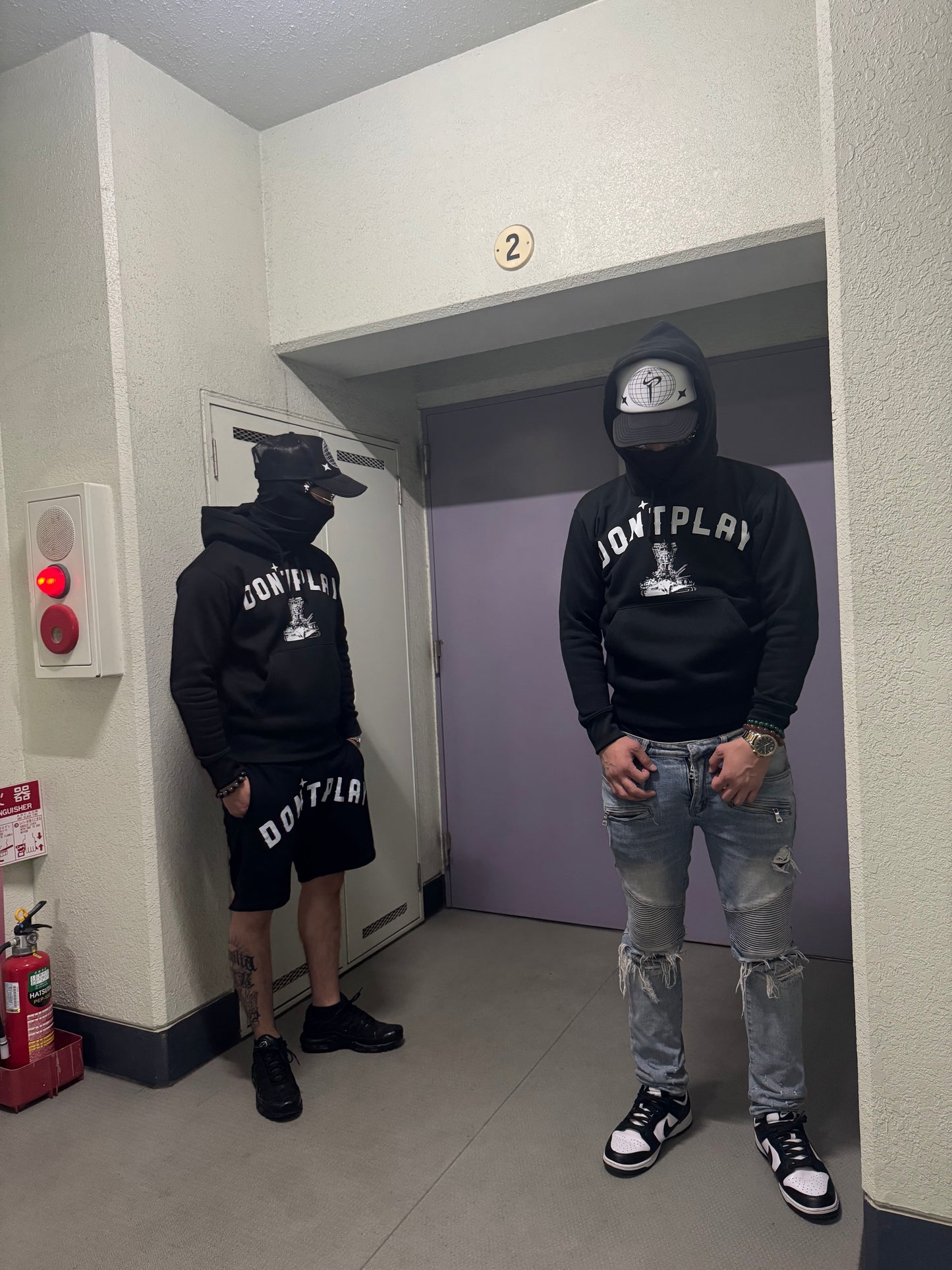 DON'T PLAY HOODIE